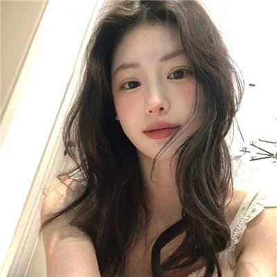 某天初恋闯进来 在线观看