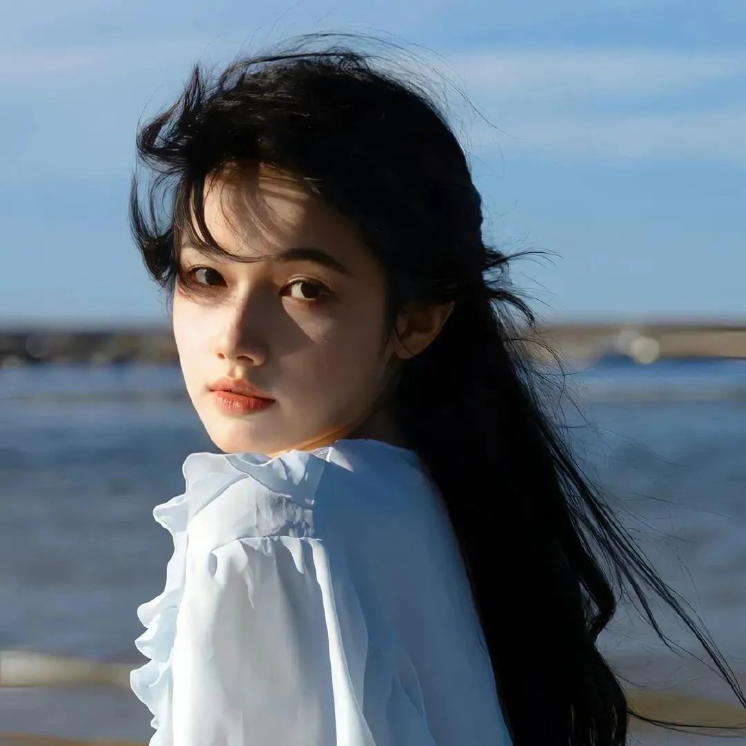 女机械人 在线观看